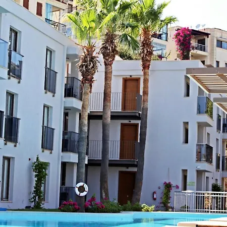 Hotel apartamentowy Queen Residences &
