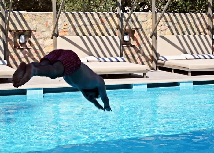 Queen Residences & Aparthotel