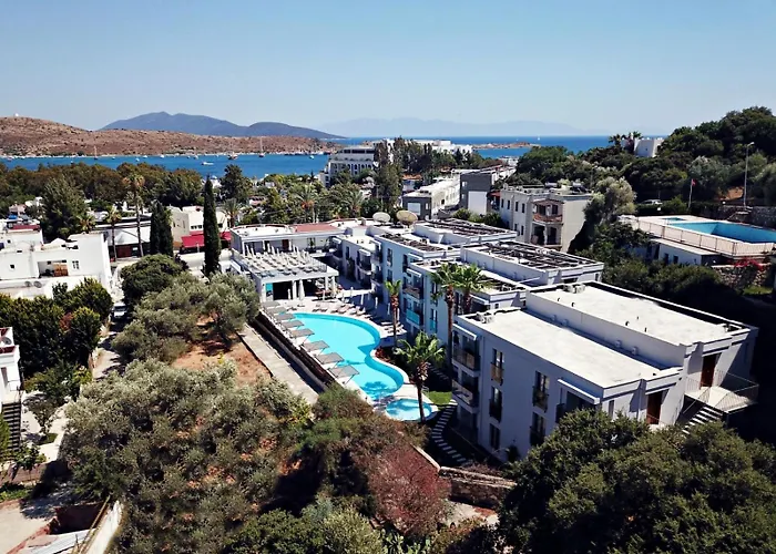 Queen Residences & Aparthotel 4*