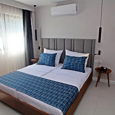 Queen Residences & Apartmanhotel