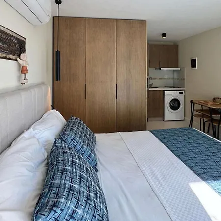 Queen Residences & Apartmanhotel